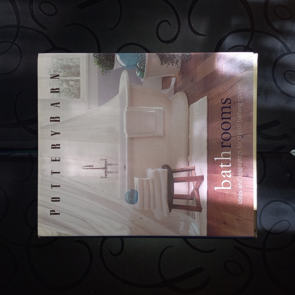 Pottery Barn Bath Rooms Book